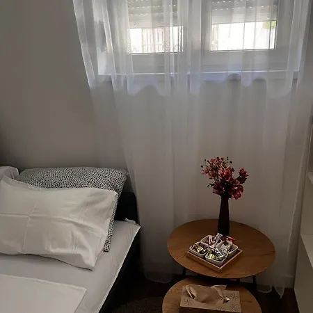 Апартаменты Zoe *